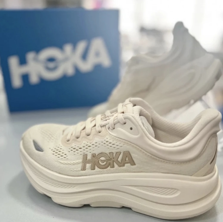 کتونی هوکا باندی ۹/shoes hoka bondi 9/ساخت ویتنام