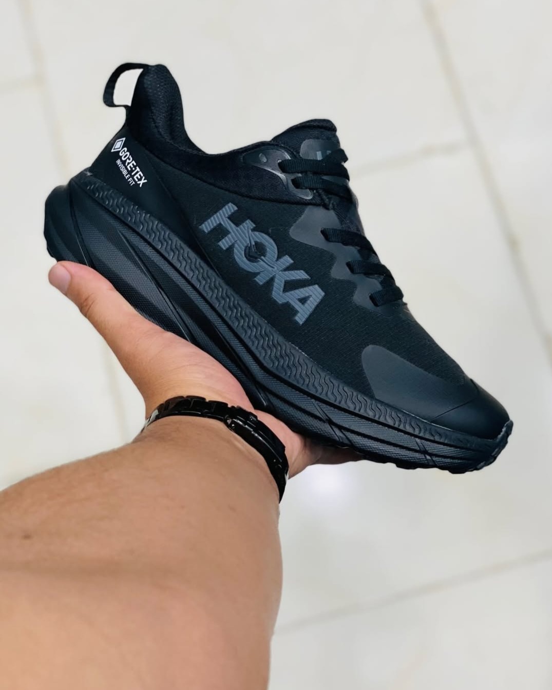 کتونی هوکا چلنجرHoka challenger ساخت ویتنام/