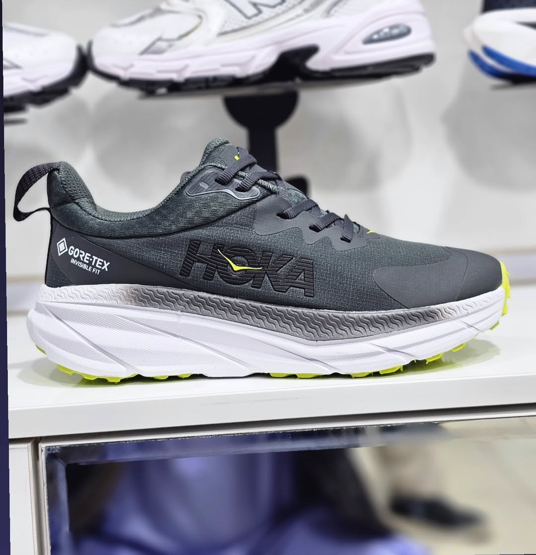 کتونی هوکا چلنجر ۷/ Hoka challenger/ساخت ویتنام/ مستر کوالیتی A/ فروش بصورت عمده و تک /سایز ۴۰ تا ۴۵ /Hoka challenger vietnam