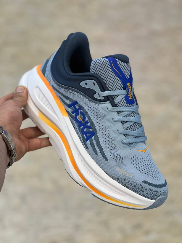 کتونی هوکا باندی ۹/shoes hoka bondi 9/ساخت ویتنام وارداتی /همراه با جعبه باربارکد دار/سایز ۳۶ تا ۴۵ /فروش عمده و تک/ست جذاب / تضمین کیفیت کالا