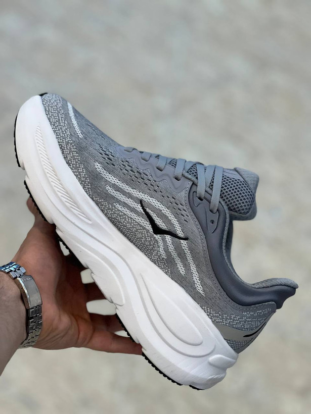 کفش هوکا باندی ۹/shoes hoka bondi 9/کتونی ویتنامی /همراه با جعبه بارکد دار/سایز ۴۰ تا ۴۵ /فروش عمده و تک / تضمین کیفیت کالا