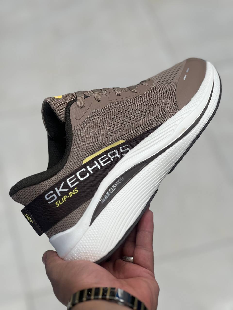 کتونی اسکیچرز ساخت ویتنام /Skechers Slip-ins Max Cushioning /سایز ۴۰ تا ۴۵/فروش بصورت عمده و تک .