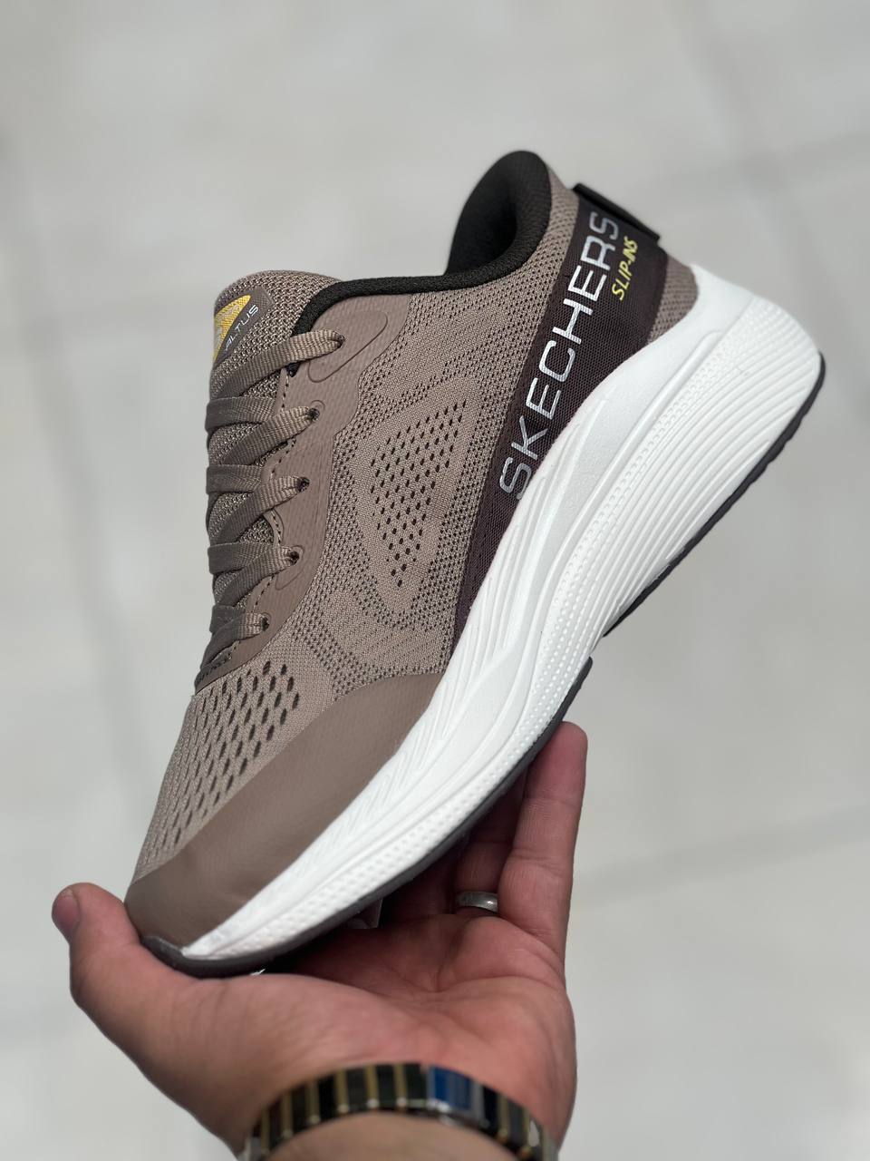 کتونی اسکیچرز ساخت ویتنام /Skechers Slip-ins Max Cushioning /سایز ۴۰ تا ۴۵/فروش بصورت عمده و تک .