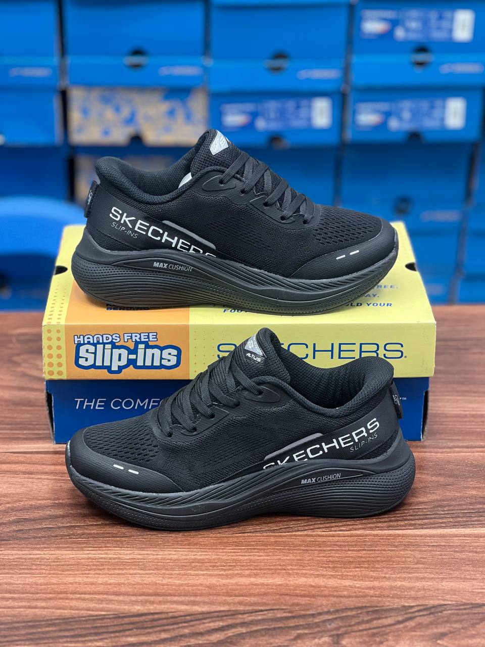 کتونی اسکیچرز ساخت ویتنام /Skechers Slip-ins Max Cushioning /سایز ۴۰ تا ۴۵/فروش بصورت عمده و تک .