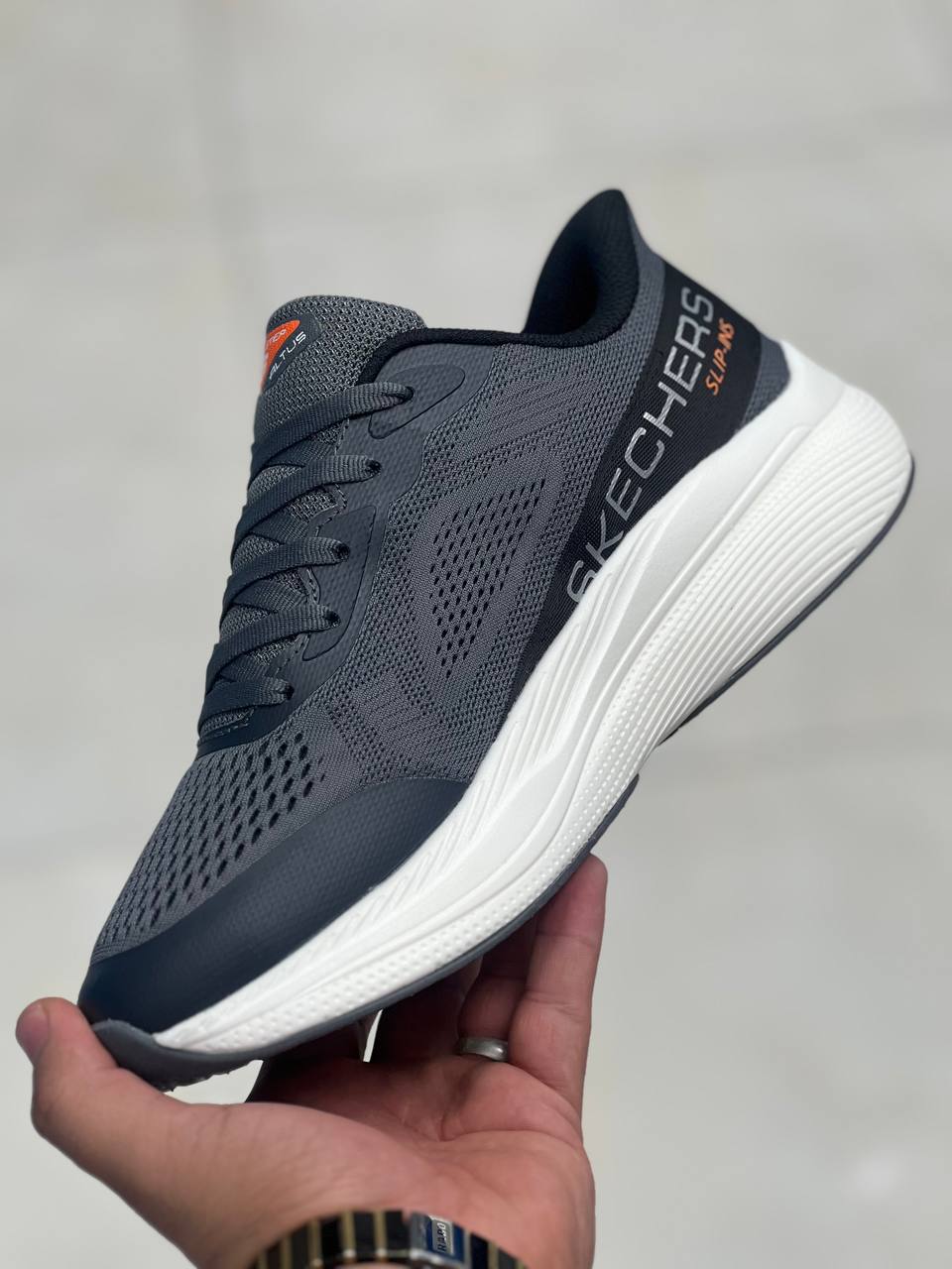 کتونی اسکیچرز ساخت ویتنام /Skechers Slip-ins Max Cushioning /سایز ۴۰ تا ۴۵/فروش بصورت عمده و تک .