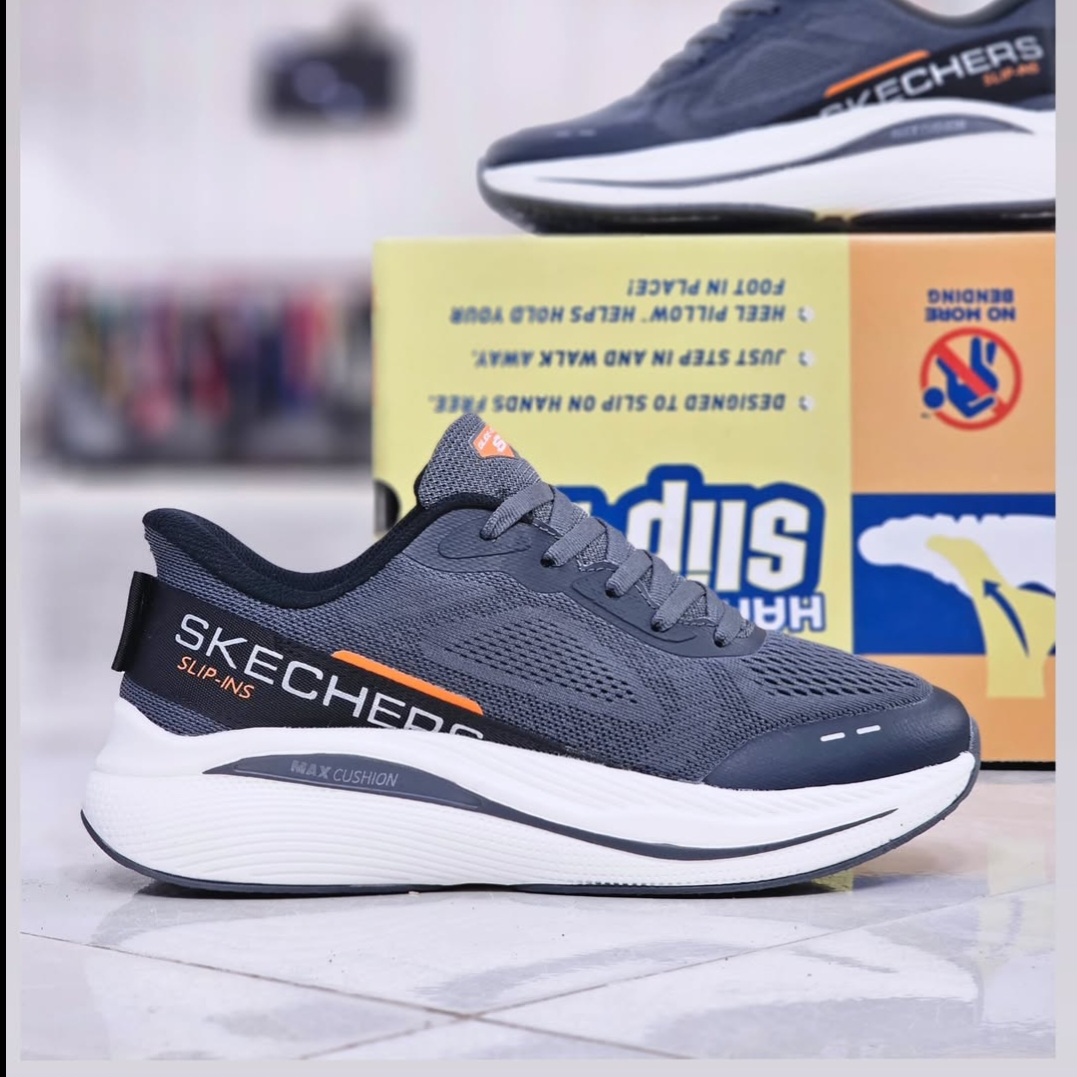 کتونی اسکیچرز ساخت ویتنام /Skechers Slip-ins Max Cushioning /سایز ۴۰ تا ۴۵/فروش بصورت عمده و تک .