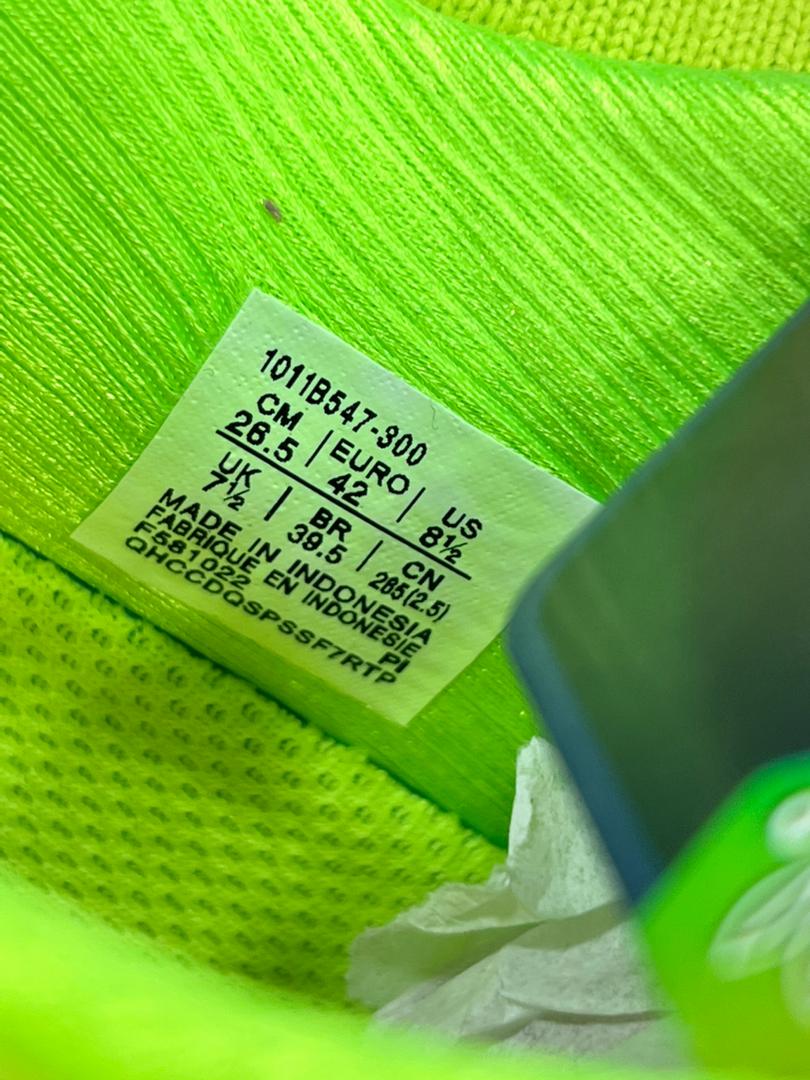 کتونی اسیکس نوابلاست سایز ۴۲، وارداتی ویتنام ، پایین ترین قیمت در ایران ، asics nova blast 4