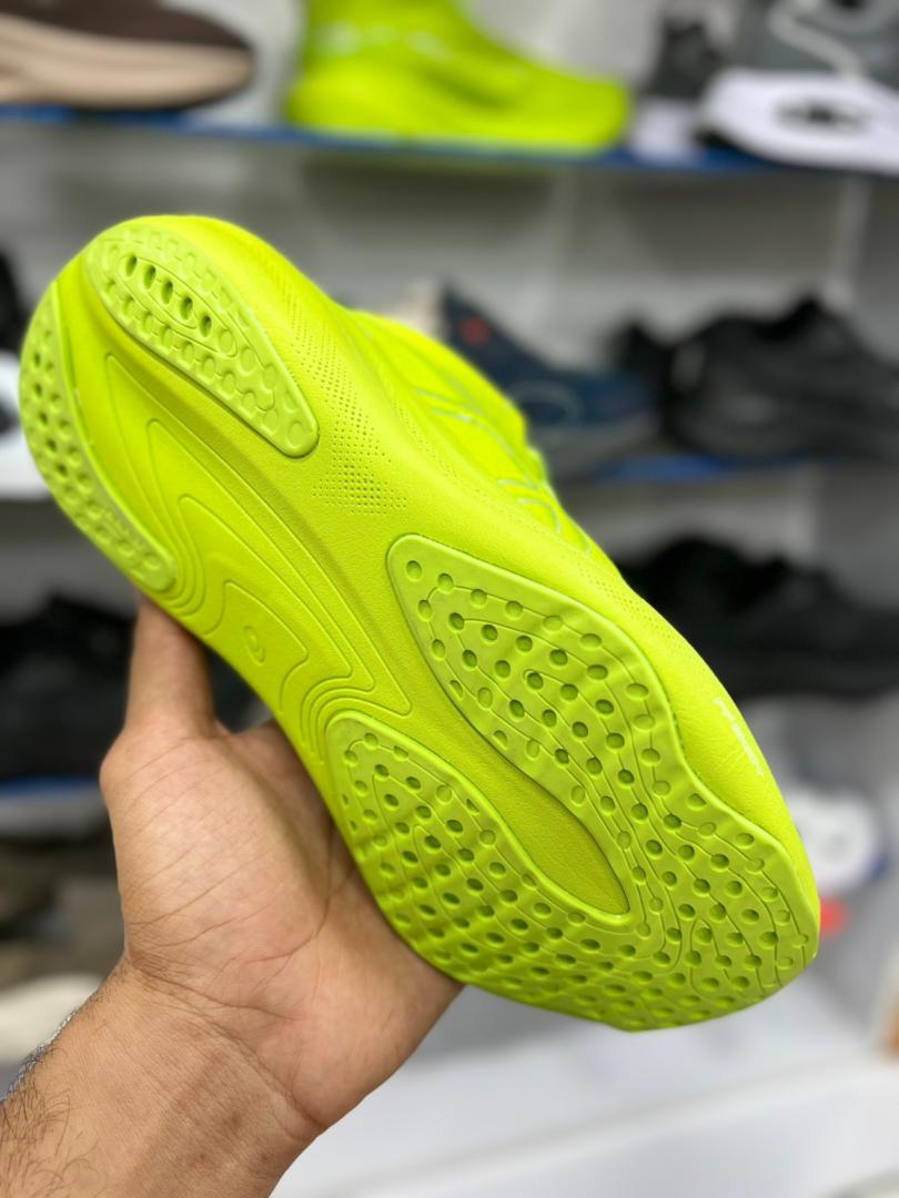 کتونی اسیکس نوابلاست سایز ۴۲، وارداتی ویتنام ، پایین ترین قیمت در ایران ، asics nova blast 4