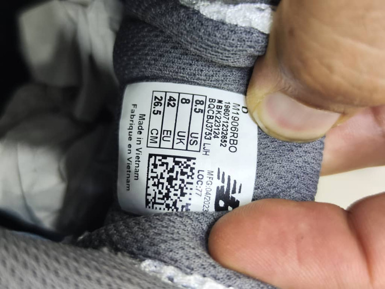 New balance 860 v3 vietnamنیوبالانس ۸۶۰