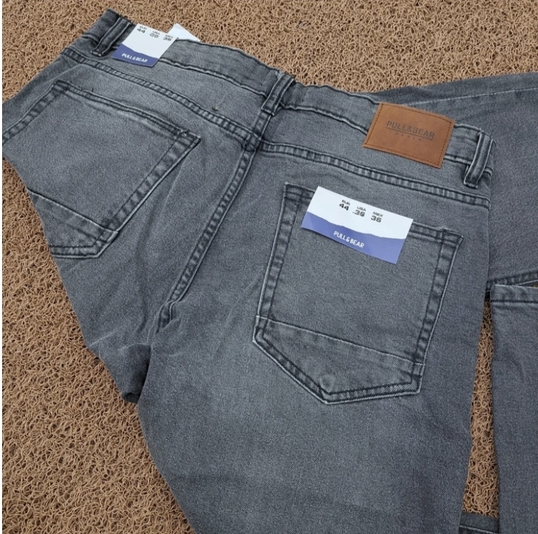 شلوار لی راسته اورجینال برند پول اند بیر pull and bear / سایز 40 تا 50 / ساخت ترکیه /پارچه کش ترک .Pull&bear
