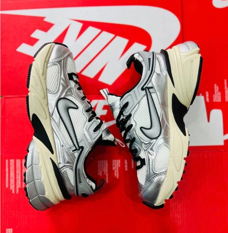 Nike V2k Run Year of the Dragon نایک v2k