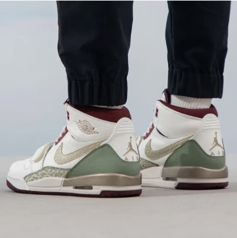 کتونی نایک ایر جردن /ساخت ویتنام وارداتی/پایین ترین قیمت در ایران /سایز ۴۰ تا ۴۵ /Nike air jordan 312 vietnam