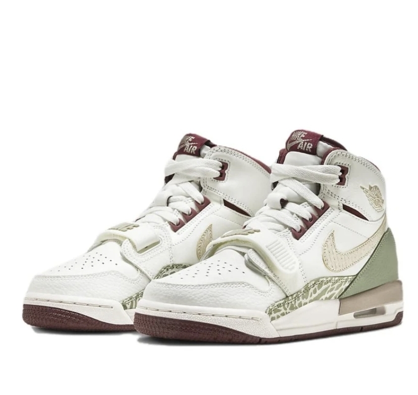 کتونی نایک ایر جردن /ساخت ویتنام وارداتی/پایین ترین قیمت در ایران /سایز ۴۰ تا ۴۵ /Nike air jordan 312 vietnam