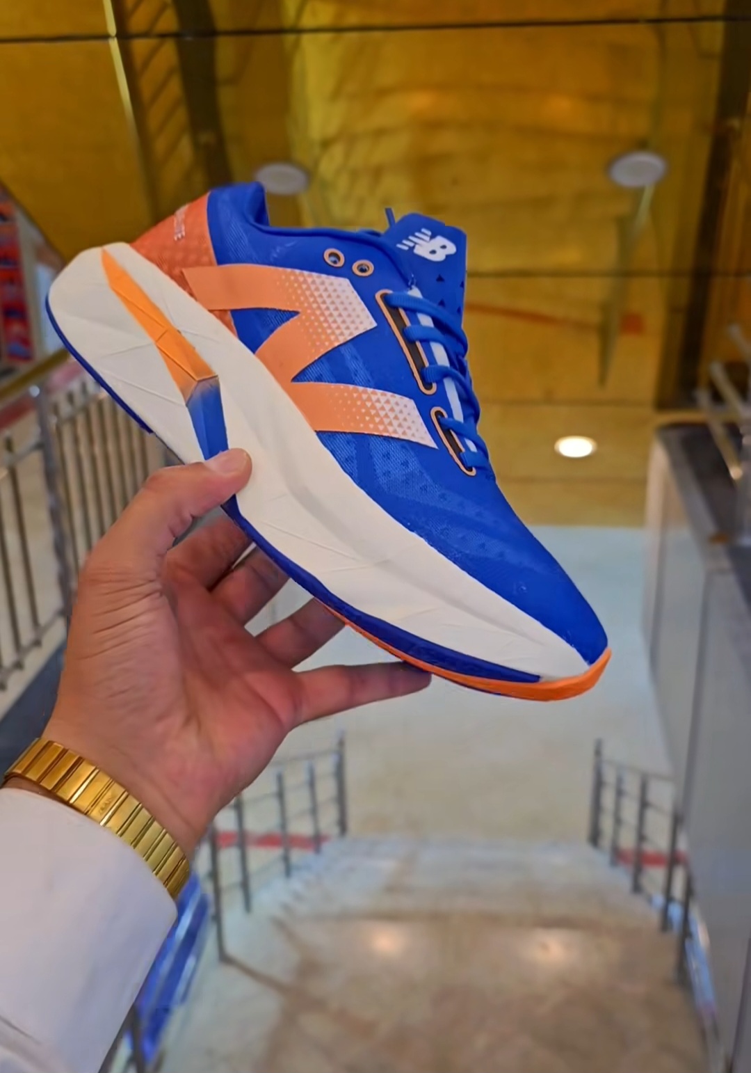 کتونی ویتنامی نیوبالانس الیت ۴/ ، فروش بصورت عمده و تک /.سایز۴۰تا۴۵ / ۴۵Newbalance fuelcell supercomp Elite V4