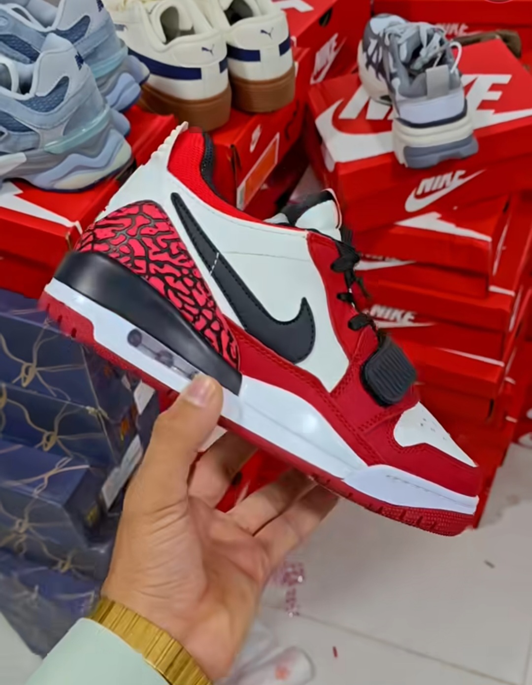 Nike Air Jordan Legacy 312Low GS Vietnam. نایک جردن