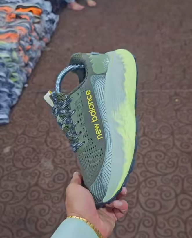 کتونی نیوبالانس فرش فوم تریل وی ۳/New balance fresh foam x more trail v3 / فروش بصورت عمده و تک/ ، ساخت ویتنام وارداتی/ . سایز ۴۰ تا ۴۵