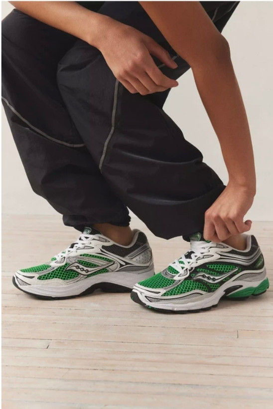کتونی ساکونی تور درشت 9 saucony omniساخت ویتنام سایز ۴۰ تا ۴۵، فروش بصورت عمده و تک .