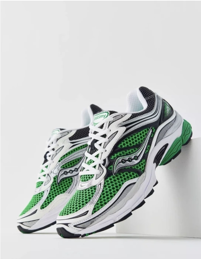 کتونی ساکونی تور درشت 9 saucony omniساخت ویتنام سایز ۴۰ تا ۴۵، فروش بصورت عمده و تک .