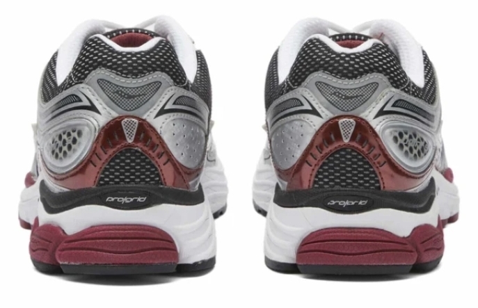 کفش ساکونی تور درشت9 saucony omniساخت ویتنام سایز ۴۰ تا ۴۵، فروش بصورت عمده و تک . Saucony omni 9 vietnam