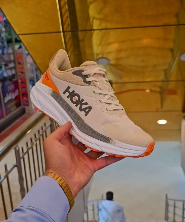 کتونی هوکا چلنجرHoka challenger ساخت ویتنام/