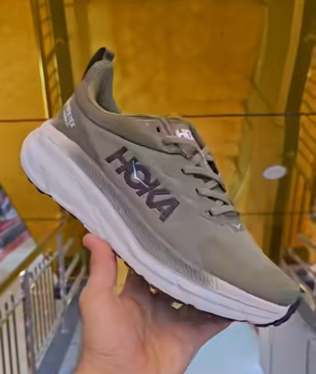 کتونی هوکا چلنجر ۷/ Hoka challenger/ساخت ویتنام/ مستر کوالیتی A/ فروش بصورت عمده و تک /سایز ۴۰ تا ۴۵ /Hoka challenger vietnam