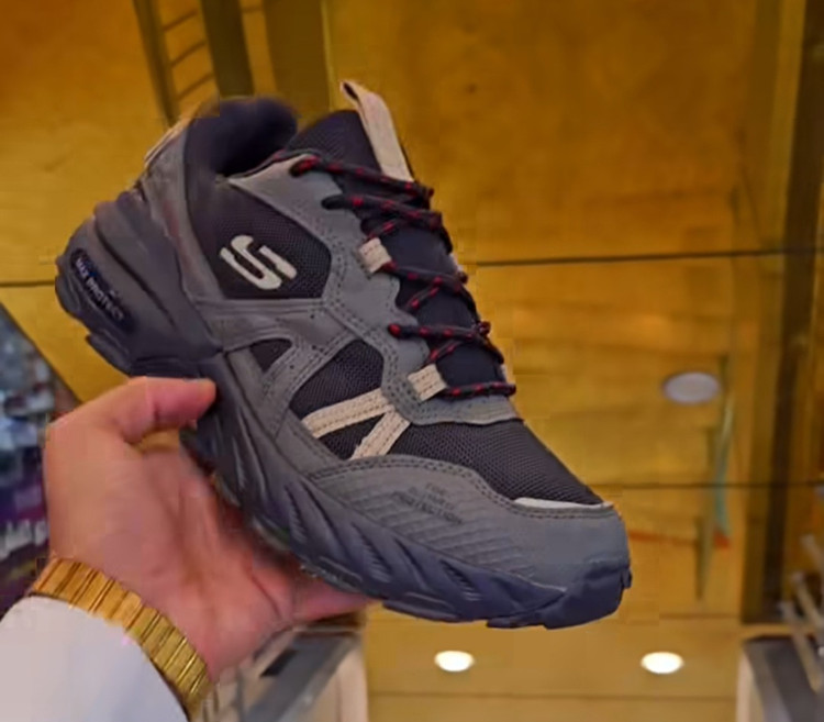 اسکیچرز آرچ فیت ایرمکس /ساخت ویتنام / سایز ۴۰ تا ۴۵/ فروش بصورت عمده و تک /skechers Arch_Fit TrailAir Desert