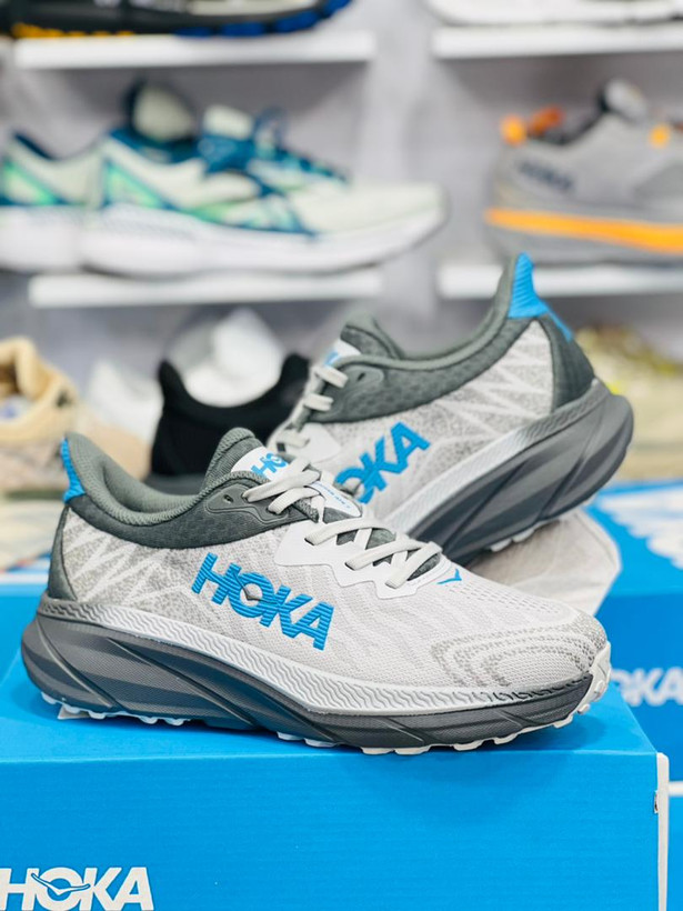 کتونی هوکا چلنجر ۷/ Hoka challenger/ساخت ویتنام/ مستر کوالیتی A/ فروش بصورت عمده و تک /سایز ۴۰ تا ۴۵ /Hoka challenger vietnam
