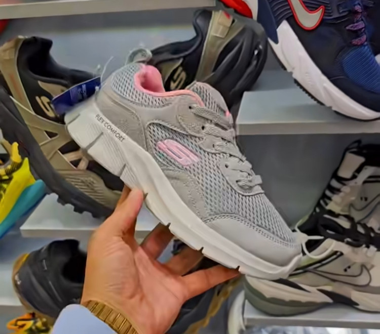 اسکیچرز ویتنامی مدل comfort flex /