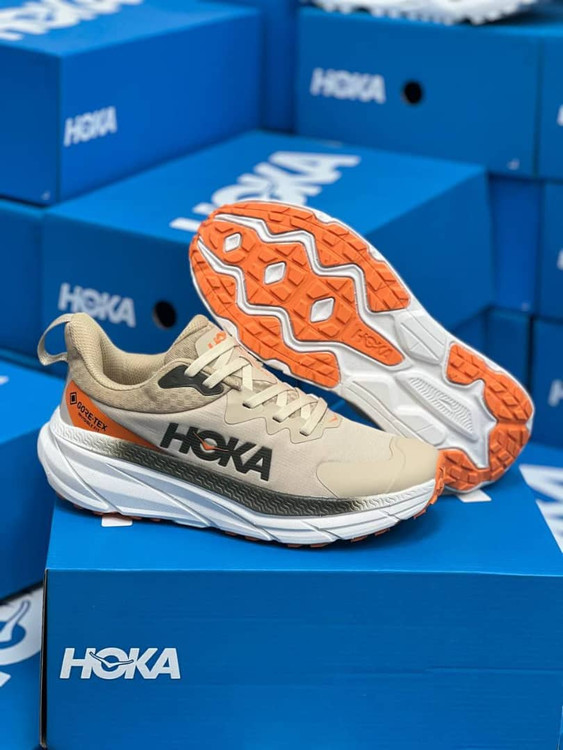 کتونی هوکا چلنجر ۷/ Hoka challenger/ساخت ویتنام/ مستر کوالیتی A/ فروش بصورت عمده و تک /سایز ۴۰ تا ۴۵ /Hoka challenger vietnam