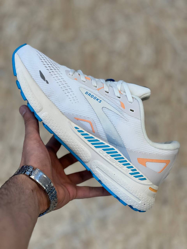 کتونی بروکس آدرنالین جی تی اس ۲۳ . سایز ۴۰تا۴۵. وارداتی ساخت ویتنام .Brooks Adrenaline GTS 23