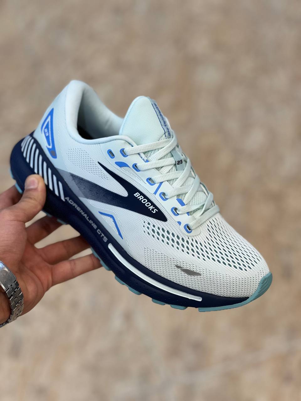 کتونی بروکس وارداتی ساخت ویتنام سایز ۴۰ تا ۴۵ مستر کوالیتی ، فروش بصورت عمده و تک. Brooks Adrenalin GTS 23