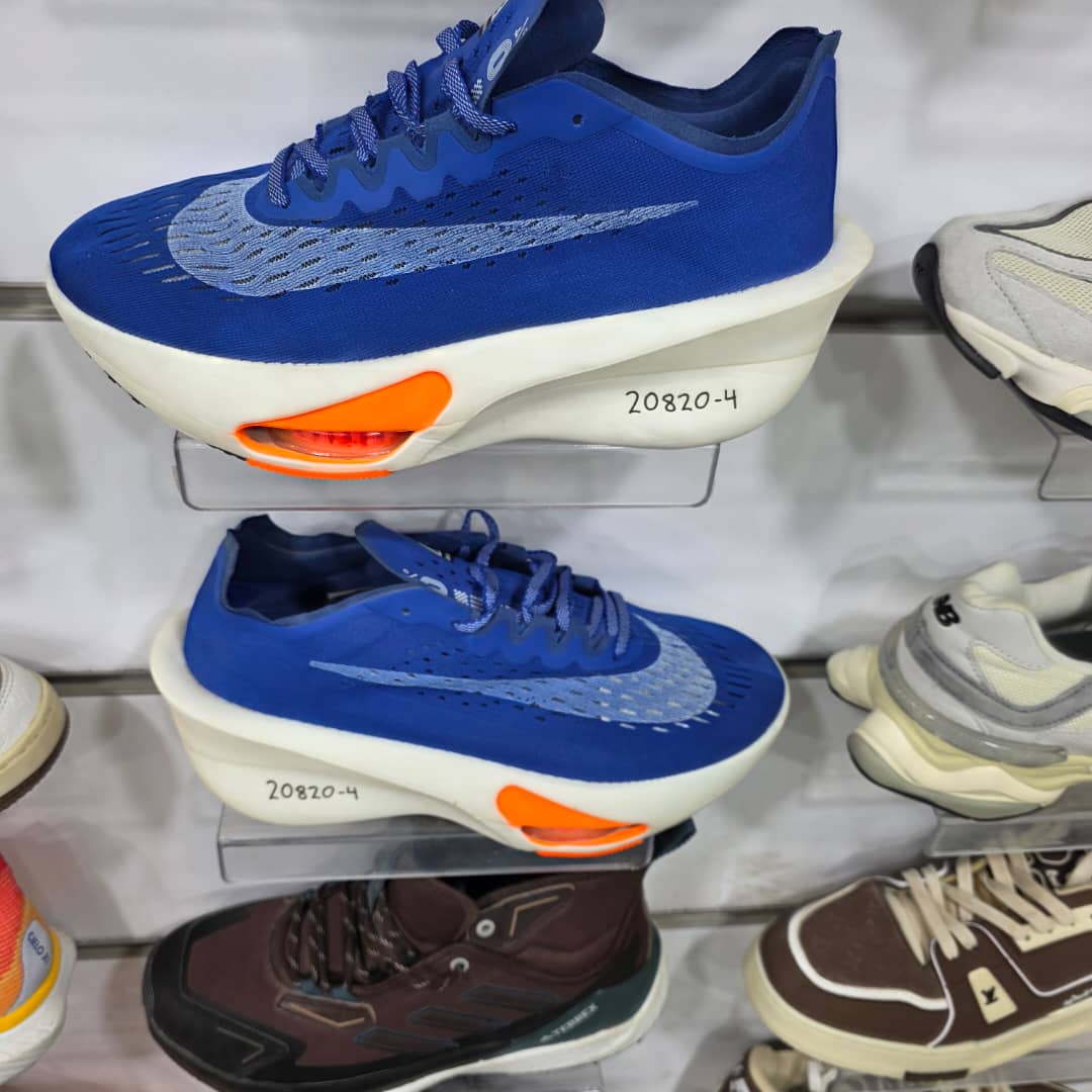 کفش نایک ایر زوم آلفا, Nike air zoom alphafly وارداتی ساخت ویتنام سایز۴۰ تا ۴۵. فروش عمده و تک