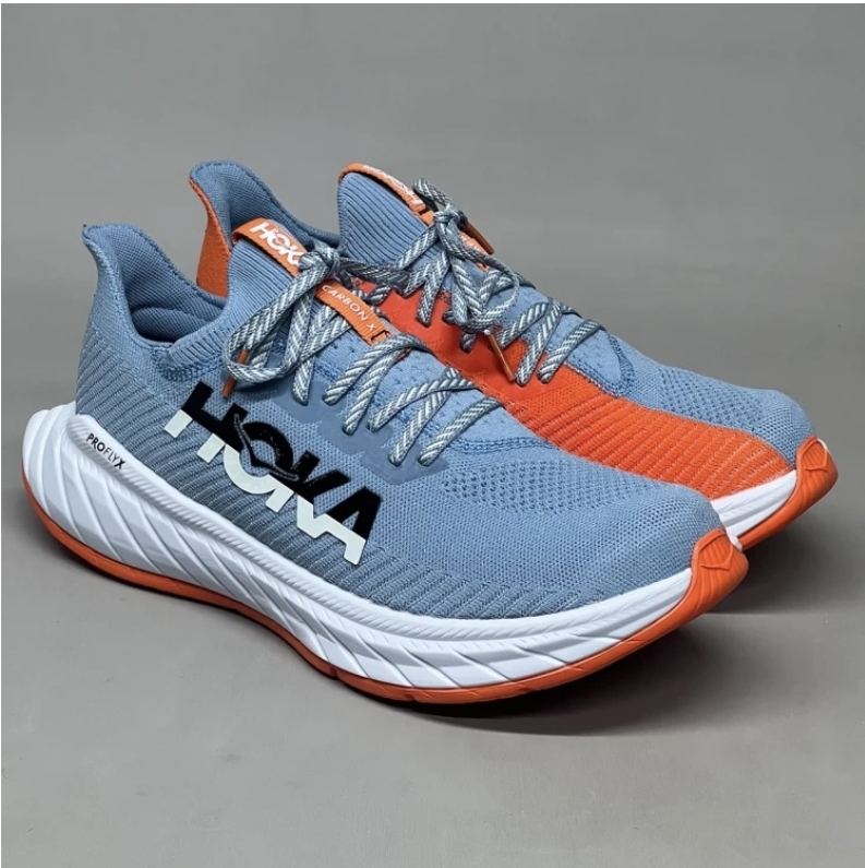 کتونی هوکا کربن ایکس Hoka carbon x 3/ وارداتی ساخت ویتنام سایز ۴۰ تا ۴۵ . فروش عمده و تک .پایین ترین قیمت در ایران .