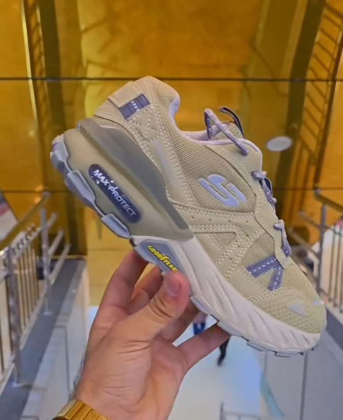 کتونی اسکیچرز مکس پراتکت ویتنامی وارداتی ضدآب/سایز 40 الی 45/Skechers Max Protect/فروش عمده و تک