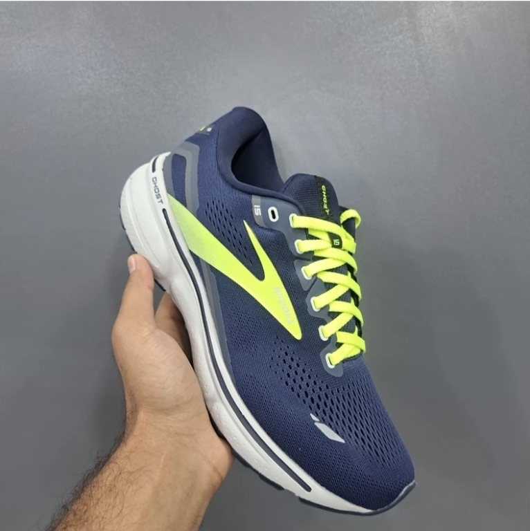 کتونی بروکس گاست ۱۵ / ساخت ویتنام وارداتی /Brooks Ghost 15/ سایز ۴۰تا ۴۵ /فروش عمده و تک .