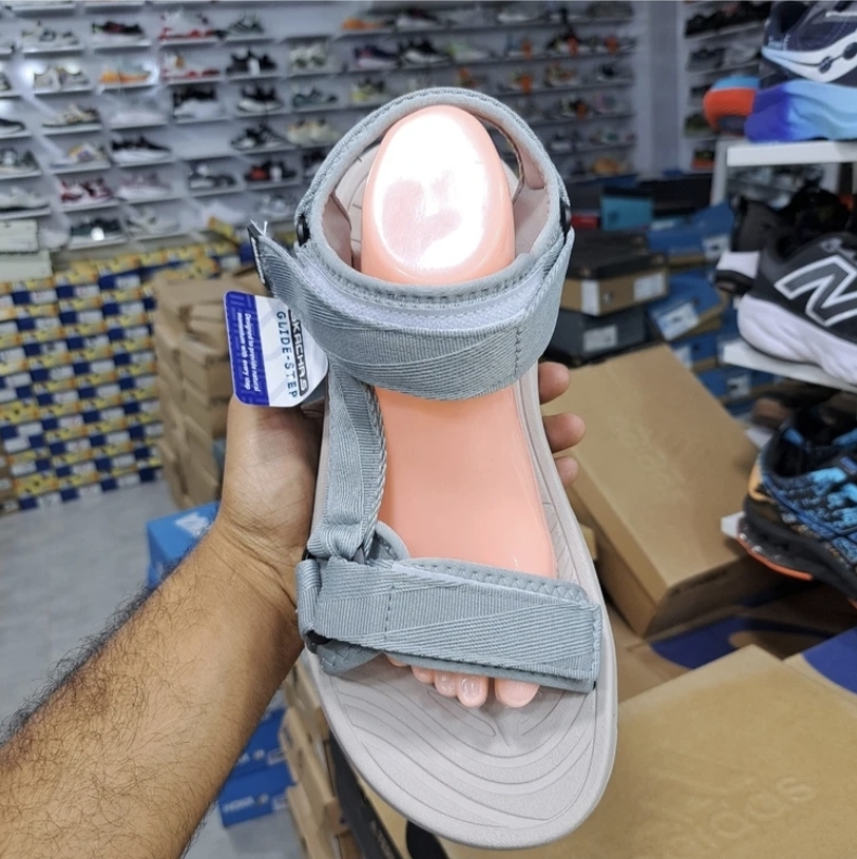 Skichers sandalصندل اسکیچرز