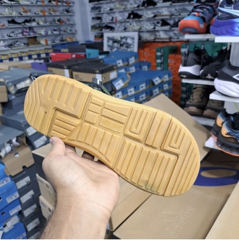 Skichers sandalصندل اسکیچرز