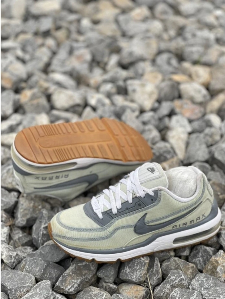 کتونی نایک ایرمکس/Nike air max/ size:41/ فروش به ضمانت اورجینال/ استوک اروپایی/