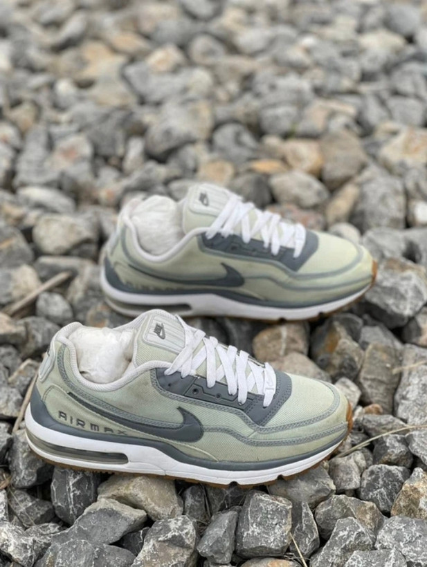 کتونی نایک ایرمکس/Nike air max/ size:41/ فروش به ضمانت اورجینال/ استوک اروپایی/