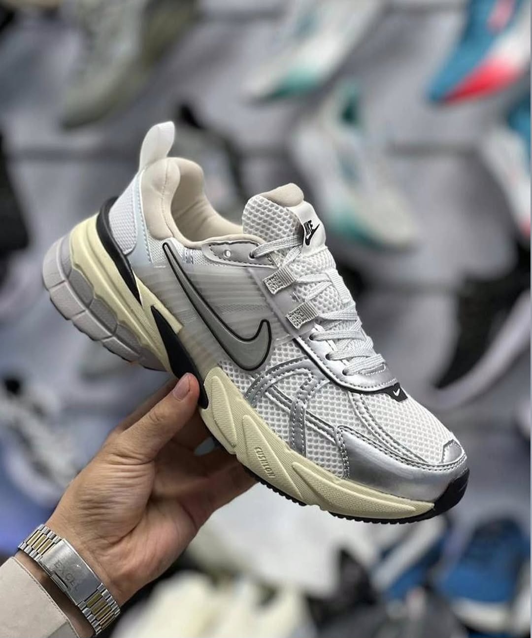Nike V2k Run Year of the Dragon نایک وی ۲ کا