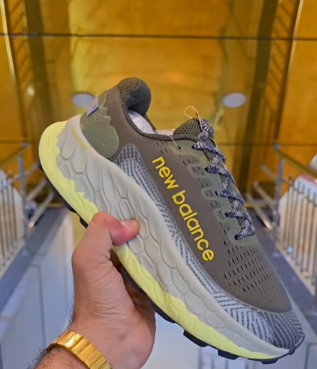 کتونی نیوبالانس فرش فوم تریل وی ۳/New balance fresh foam x more trail v3 / فروش بصورت عمده و تک/ ، ساخت ویتنام وارداتی/ . سایز ۴۰ تا ۴۵