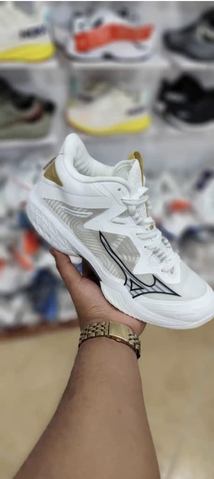 کتونی میزانو / Shoes Mizauno wave lithning ZY/ساخت ویتنام /کتونی والیبالی/سایز۴۰تا۴۵/فروش عمده و تک/