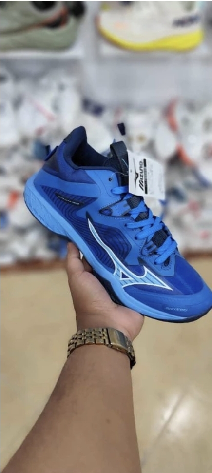 کتونی میزانو / Shoes Mizauno wave lithning ZY/ساخت ویتنام /کتونی والیبالی/سایز۴۰تا۴۵/فروش عمده و تک/
