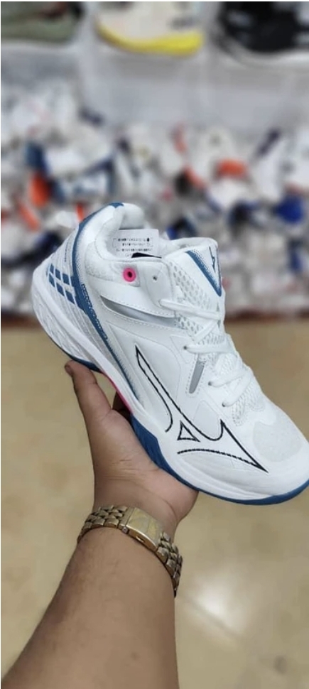 کتونی میزانو / Shoes Mizauno wave lithning ZY/ساخت ویتنام /کتونی والیبالی/سایز۴۰تا۴۵/فروش عمده و تک/