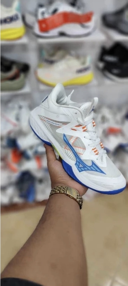 Shoes Mizauno wave lithning ZY