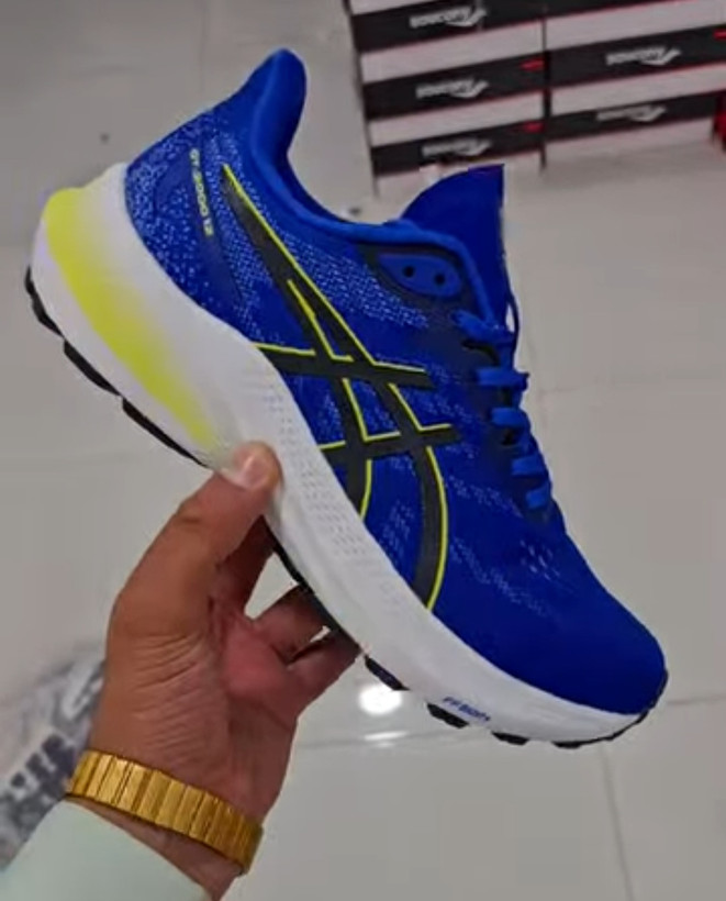 کتونی اسیکس جی تی ۲۰۰۰ _۱۲ /Asics GT_2000 12 / ساخت ویتنام وارداتی /فروش بصورت عمده و تک /سایز ۳۹تا ۴۵ /ارسال فوری ضمانت کالا