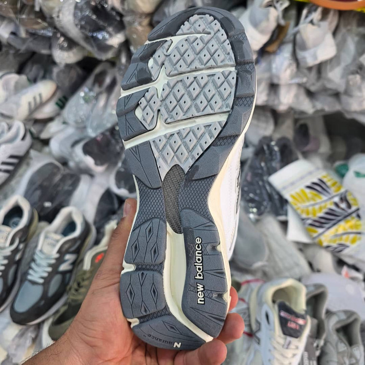 Newbalance 990 v6 vietnamنیوبالانس۹۹۰