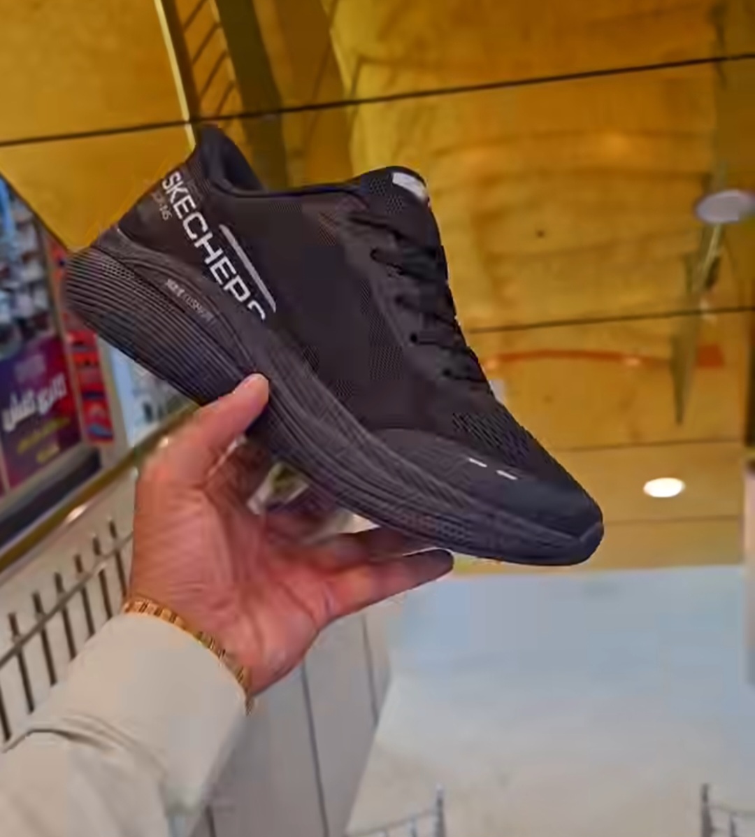 کتونی اسکیچرز ساخت ویتنام /Skechers Slip-ins Max Cushioning /سایز ۴۰ تا ۴۵/فروش بصورت عمده و تک .