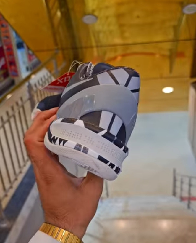 کفش نایک کوبی پروترو ۸/ nike kobe protro 8 / ساخت ویتنام / مناسب برای بسکتبال، والیبال و کراسفیت / فروش عمده و تک/ سایز ۴۰ تا ۴۵