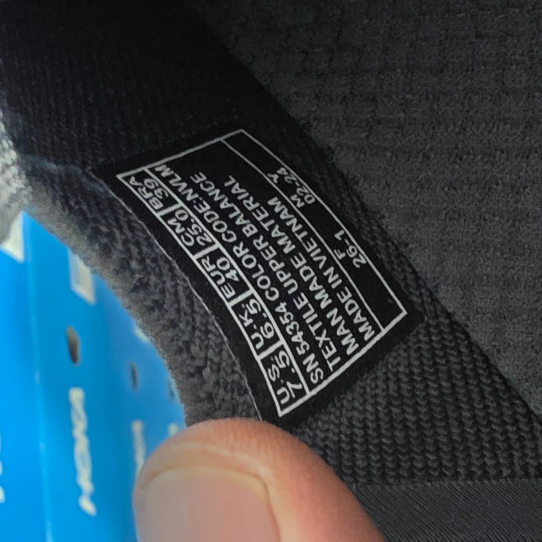 کتونی اسکیچرز/Skechers Slip Ins Uomo/اسلیپ امو طبی و سبک و راحت / ساخت ویتنام وارداتی/ سایز۴۰ تا ۴۵/فروش بصورت عمده و تک /پایین ترین قیمت
